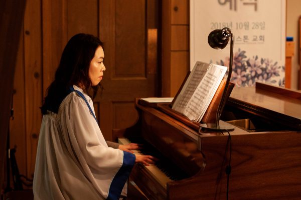 102818 Cornerstone 8 Anniversary12145