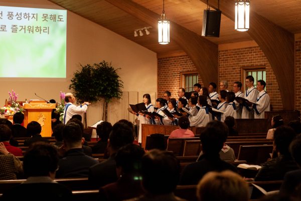 102818 Cornerstone 8 Anniversary12164